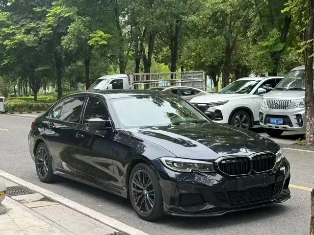 BMW 3 Series — Фото автомобиля 3