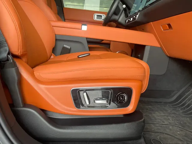 Li Auto L9 — Фото автомобиля 30