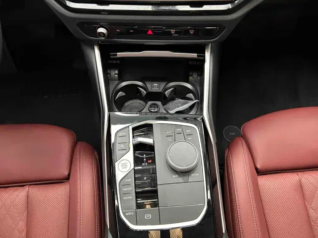 BMW 3 Series — Фото автомобиля 11