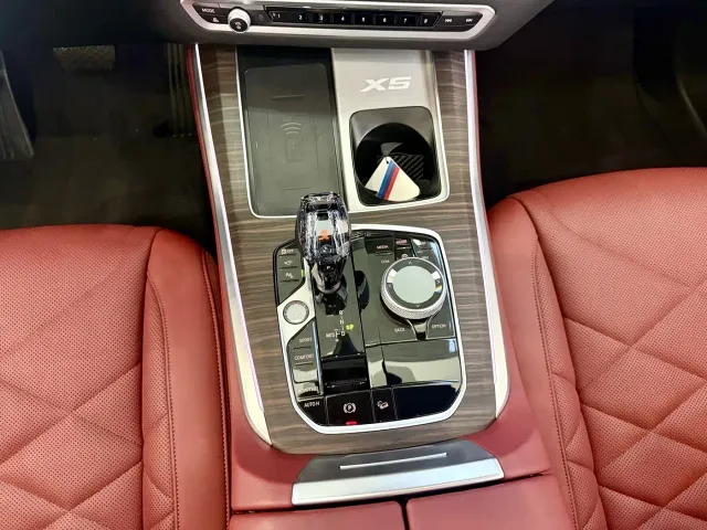 BMW X5 — Фото автомобиля 8