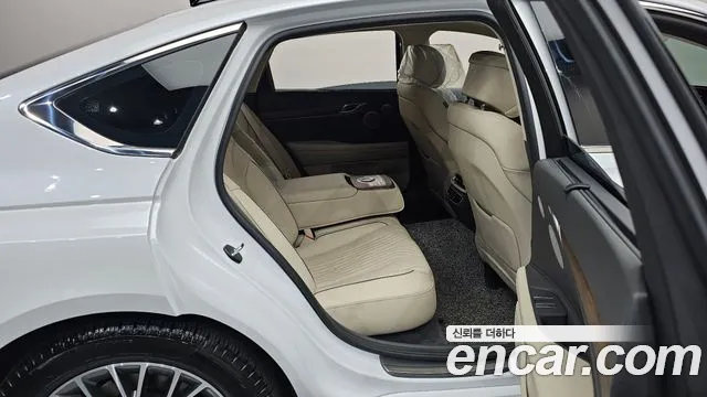 Genesis G80 RG3 — Фото автомобиля 17