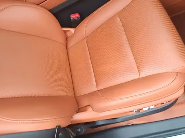 Li Auto L7 — Фото автомобиля 24
