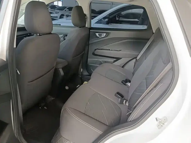 Wuling Xingchi — Фото автомобиля 16