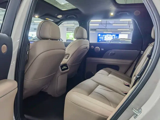 IM Motors LS8 — Фото автомобиля 4