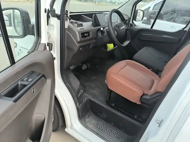 JMC E-Fushun — Фото автомобиля 15