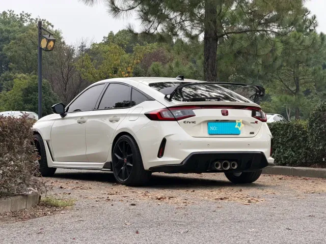 Honda Civic — Фото автомобиля 4
