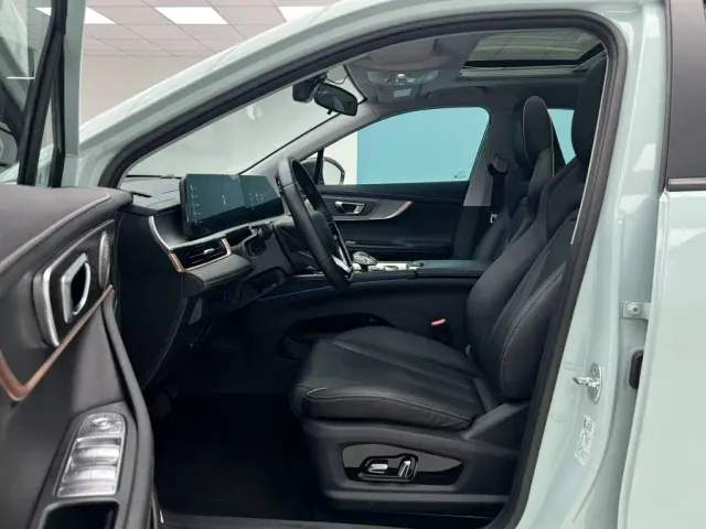 Chery Omoda 5 — Фото автомобиля 8