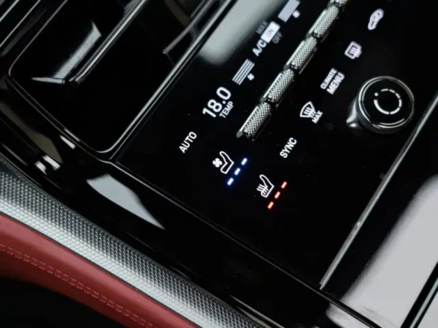Porsche Panamera — Фото автомобиля 25