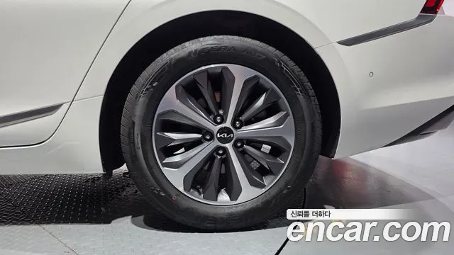 Kia K8 Noblesse — Фото автомобиля 19