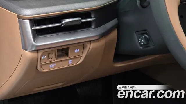 Hyundai Grandeur GN7 — Фото автомобиля 19
