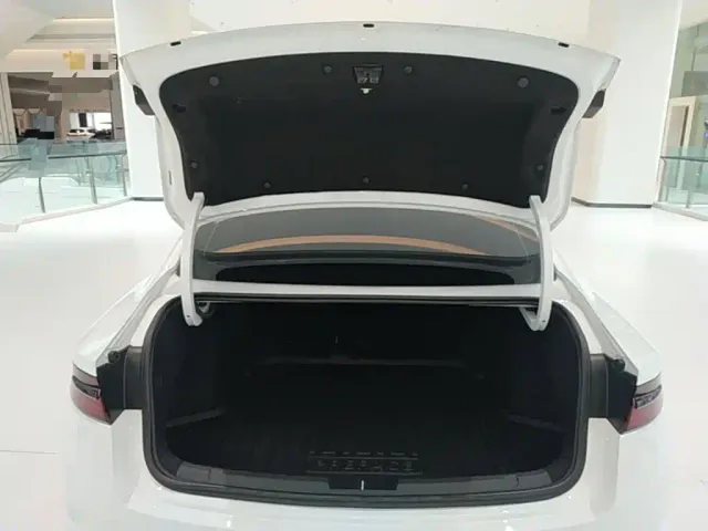 Geely Xingrui — Фото автомобиля 18