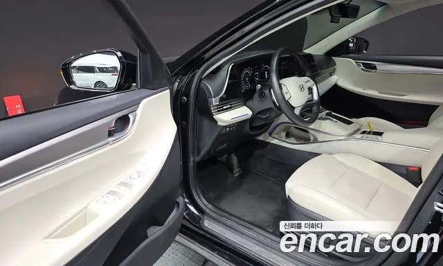 Hyundai Grandeur New — Фото автомобиля 15