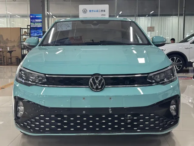 Volkswagen Lavida — Фото автомобиля 2
