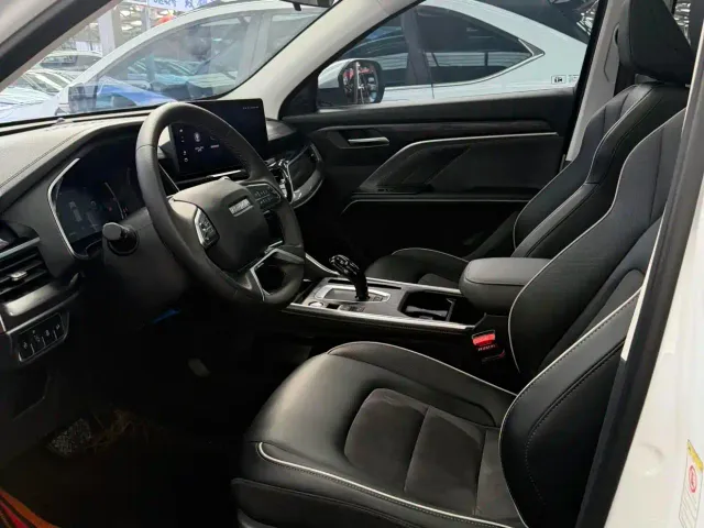 Haval H6 — Фото автомобиля 8