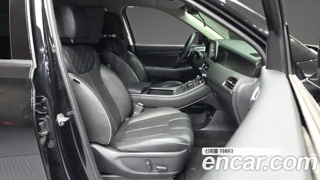 Hyundai Palisade Palisade Дизель 2.2 2WD — Фото автомобиля 11