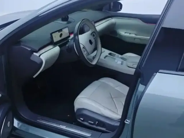 NIO NIO ET7 2022 100kWh Launch Edition — Фото автомобиля 4