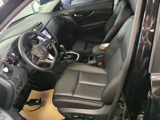 Nissan X-Trail — Фото автомобиля 14
