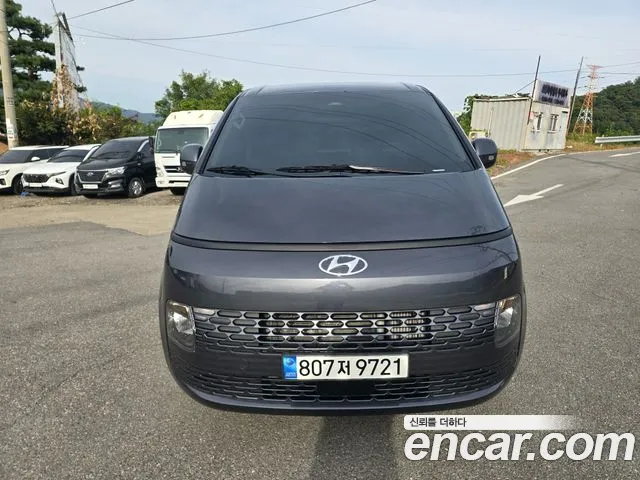 Hyundai Staria — Фото автомобиля 2