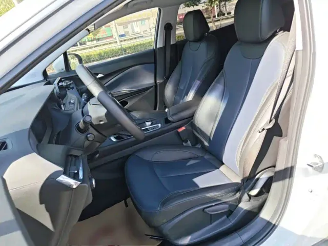 Buick Velite 6 — Фото автомобиля 14