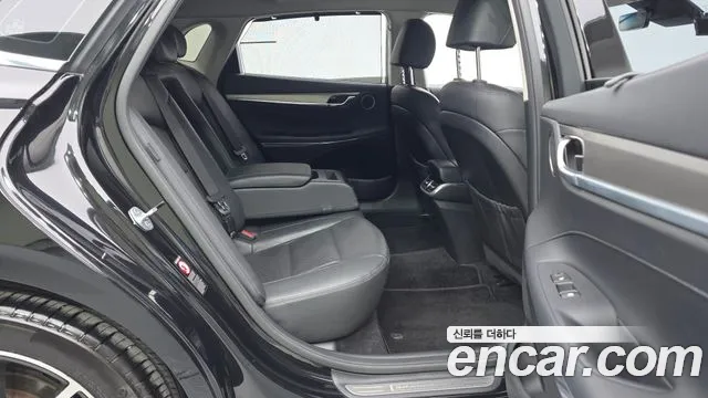 Hyundai Grandeur New — Фото автомобиля 12