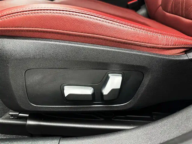 BMW 3 Series — Фото автомобиля 11