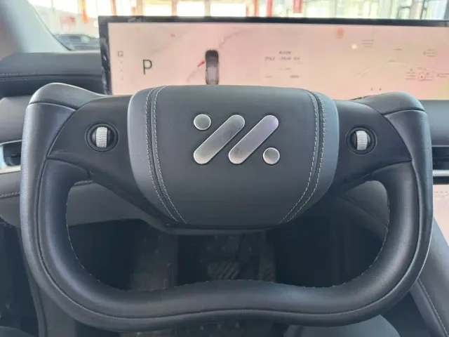 IM Motors LS6 — Фото автомобиля 12