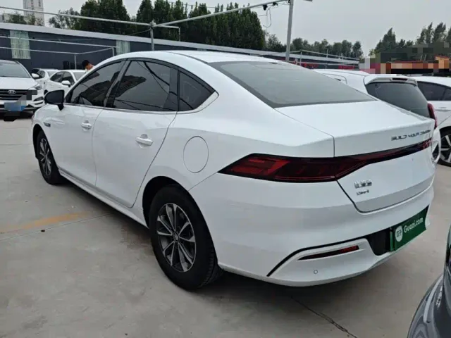 BYD Qin PLUS — Фото автомобиля 4