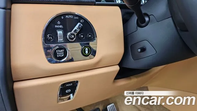 Rolls-Royce Cullinan — Фото автомобиля 18