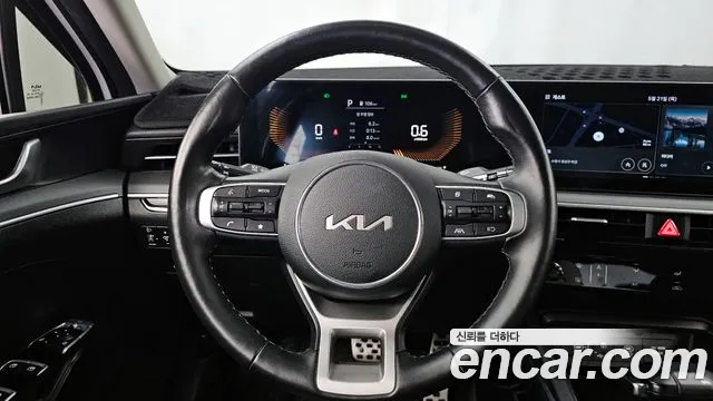 Kia K5 Generation 3 — Фото автомобиля 13