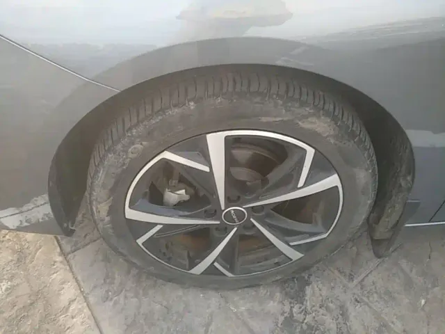 Roewe i5 — Фото автомобиля 22
