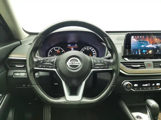Nissan Teana — Фото автомобиля 11