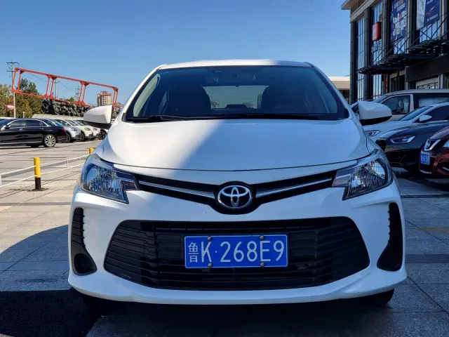 Toyota Vios — Фото автомобиля 2