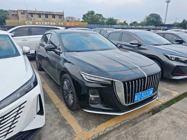 Hongqi H5 — Фото автомобиля 3