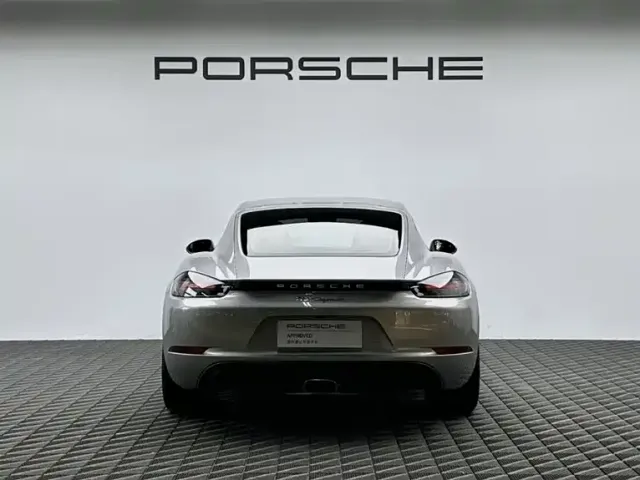 Porsche 718 — Фото автомобиля 5