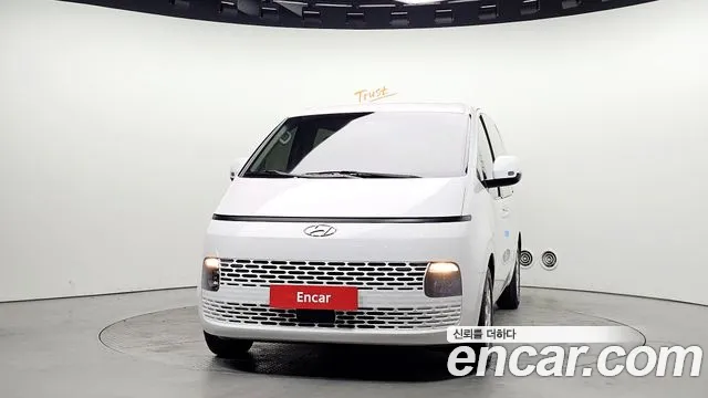 Hyundai Staria Staria Tourer 11 мест — Фото автомобиля 3