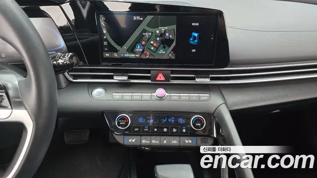 Hyundai AVANTE Новый Avante (CN7) — Фото автомобиля 12