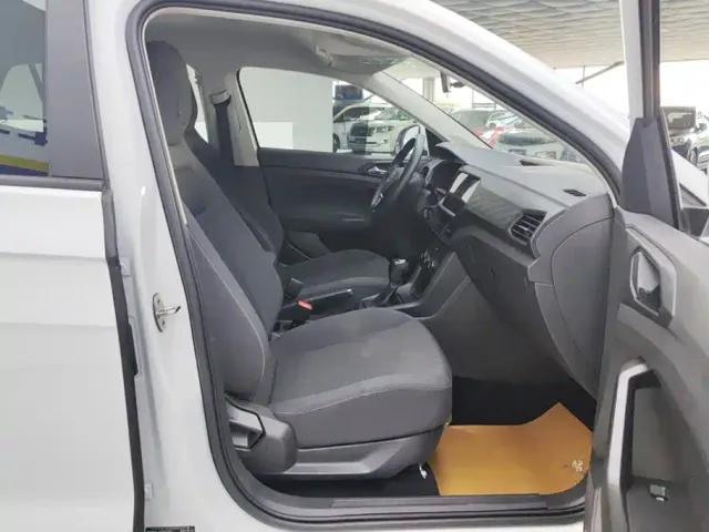 Volkswagen T-Cross — Фото автомобиля 8