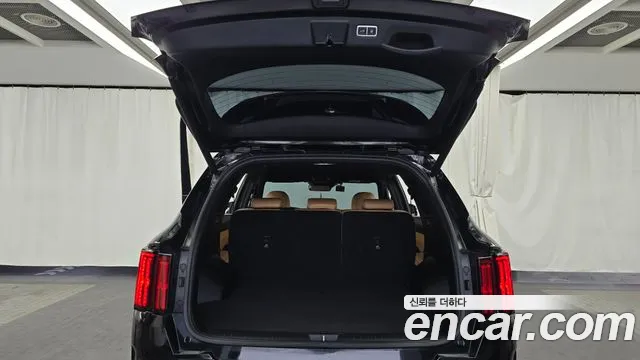 Kia Sorento Sorento 4-е поколение Дизель 2.2 2WD — Фото автомобиля 18