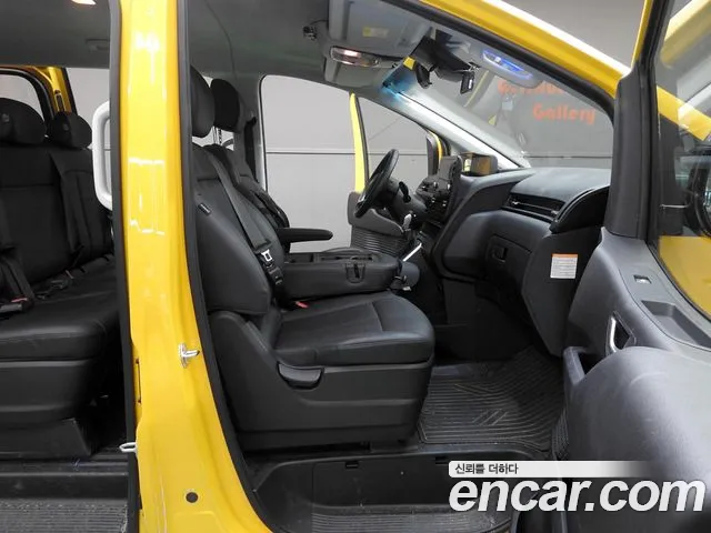 Hyundai Staria — Фото автомобиля 10