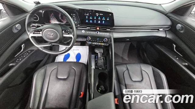 Hyundai Avante CN7 — Фото автомобиля 7