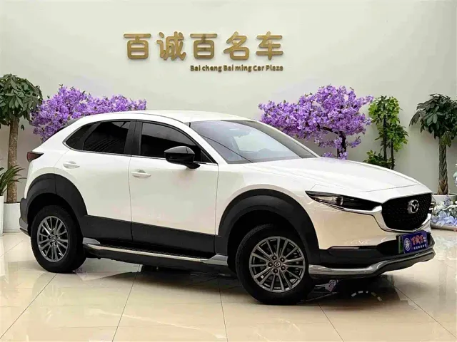 Mazda CX-30 EV — Фото автомобиля 3
