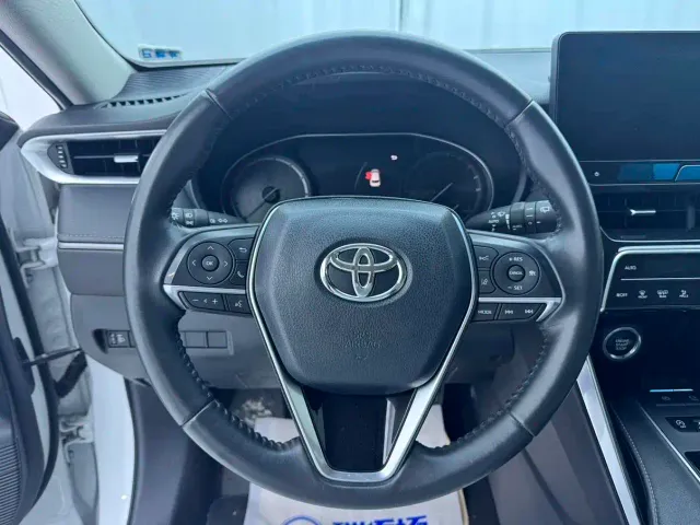 Toyota Venza — Фото автомобиля 9