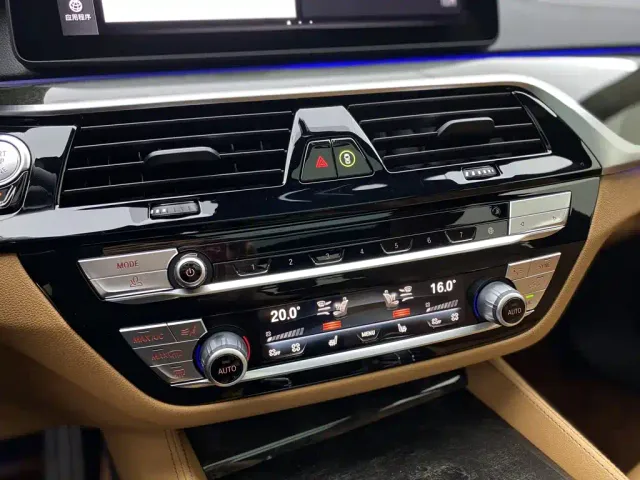 BMW 6 Series Gran Turismo — Фото автомобиля 19