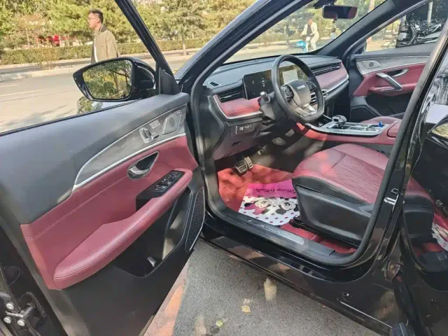 Jetour X70 Plus — Фото автомобиля 9