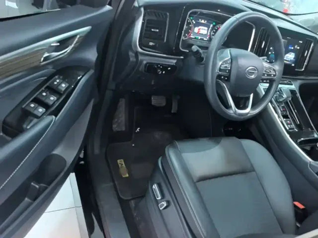 GAC Trumpchi M8 — Фото автомобиля 12