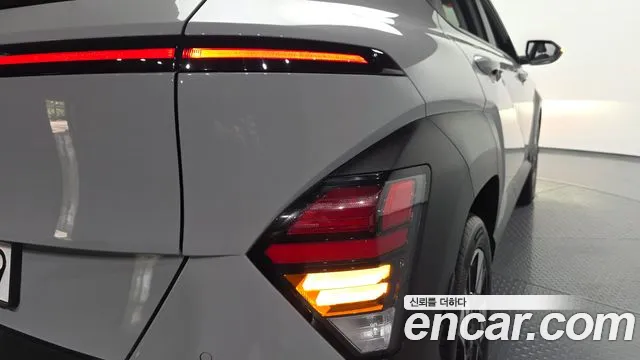 Hyundai Kona Kona (SX2) Бензин 1.6 турбо 2WD — Фото автомобиля 23