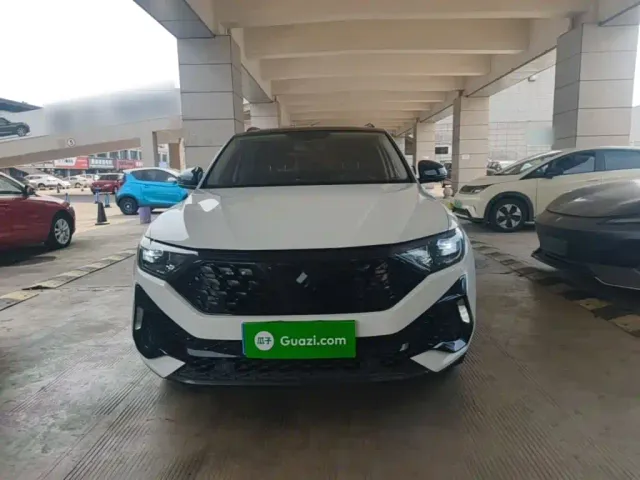 Jetta VS5 — Фото автомобиля 2