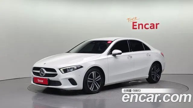 Фотография автомобиля — Mercedes-Benz A-Class
