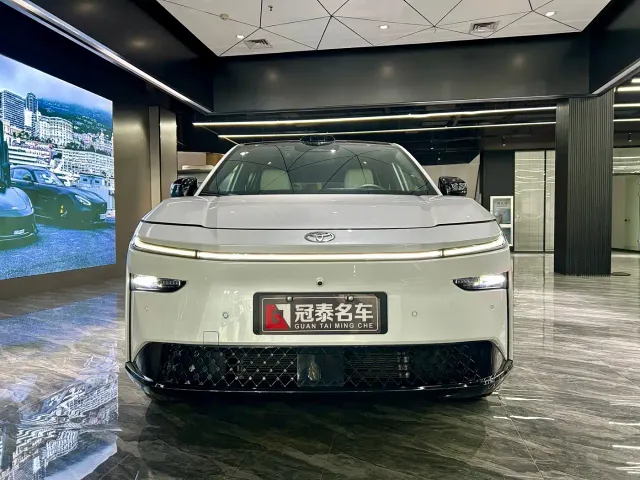 Toyota BoZhi 3X — Фото автомобиля 2