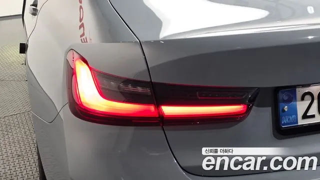BMW 3 Series G20 — Фото автомобиля 8